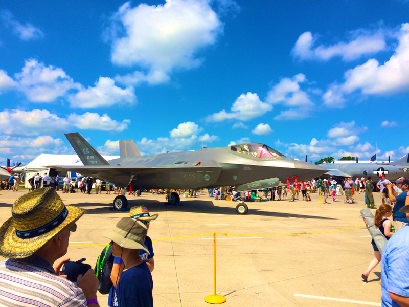 Illustration for article titled EAA AirVenture 2015 Photo Dump